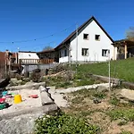 Vakantiehuis U Lesa Podmokly (Klatovy)